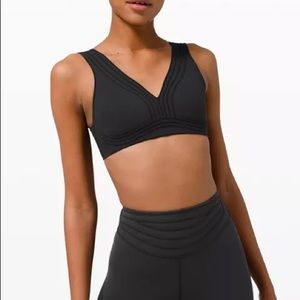 Lululemon Get in Line Sports Bra Size4